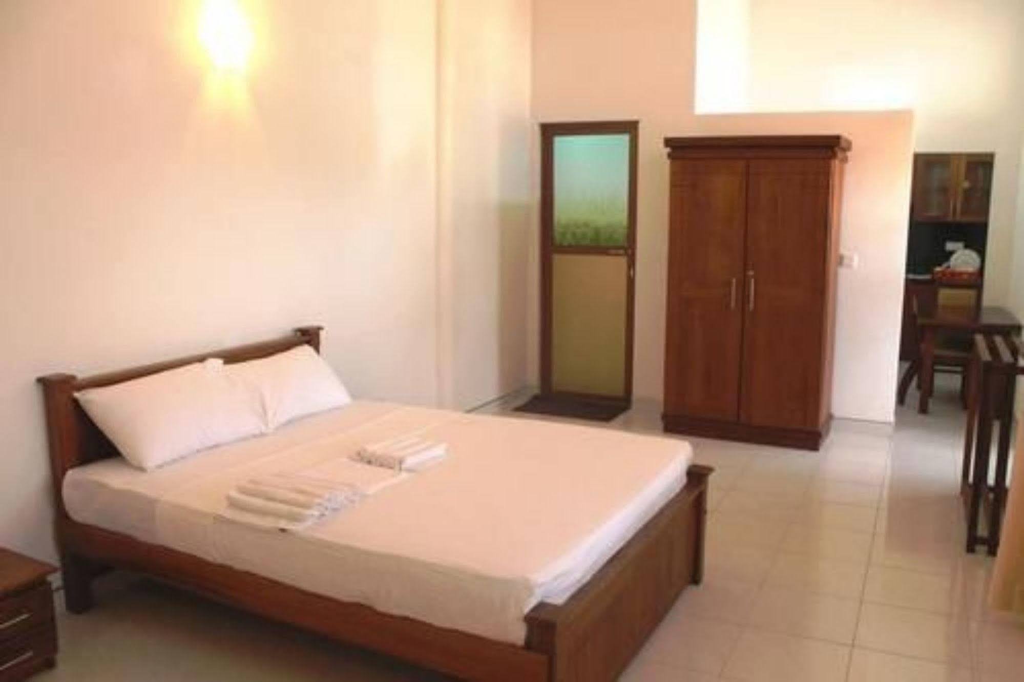 Prego Suites Ettukala Exterior photo
